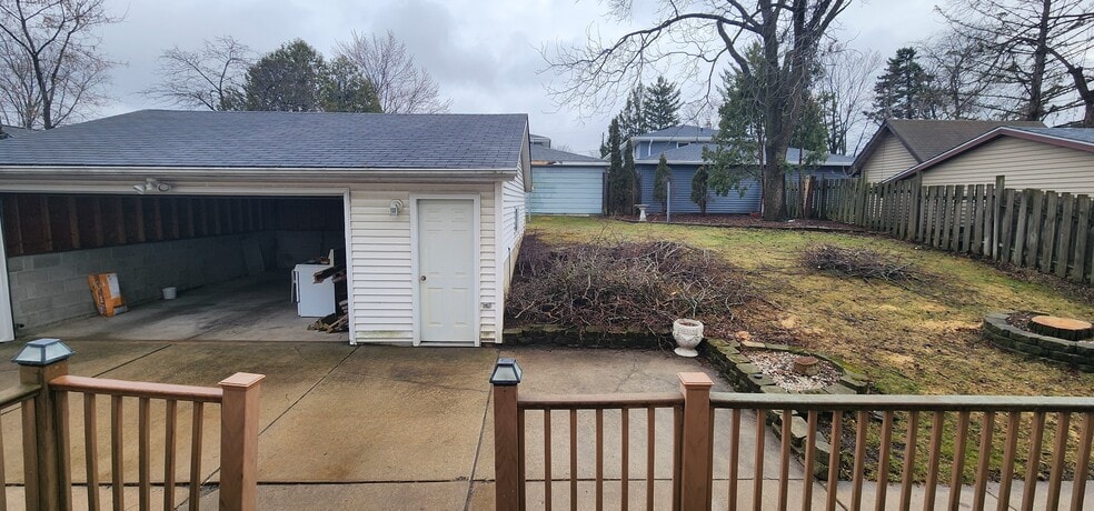 Building Photo - 8101 W Tripoli Ave