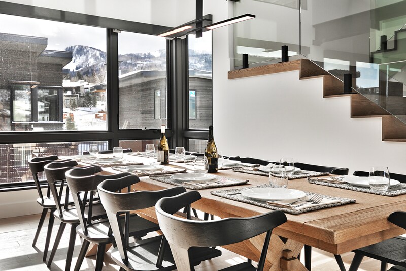 Building Photo - 3471 Ridgeline Dr