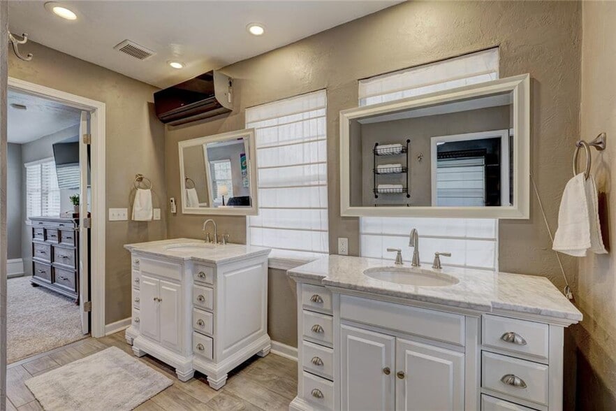 Building Photo - 2208 NW 16th St