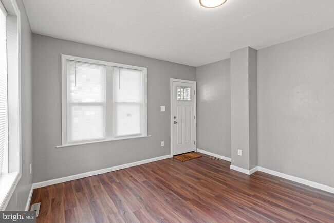 Building Photo - 1344 Princeton Ave