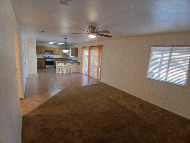 Building Photo - 1842 Santa Maria Ave