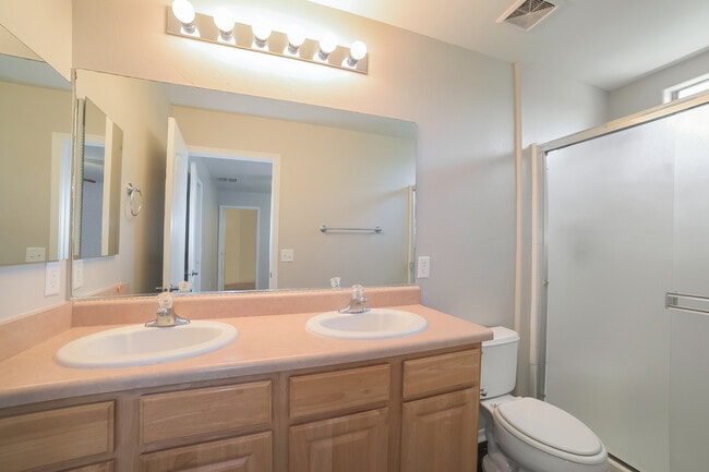 Building Photo - 6809 S Camino De Azar