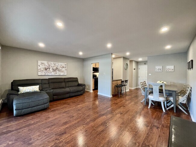 Building Photo - 444 N Wilke Rd