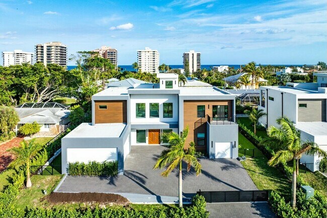 Building Photo - 13480 U.S. Rte 1