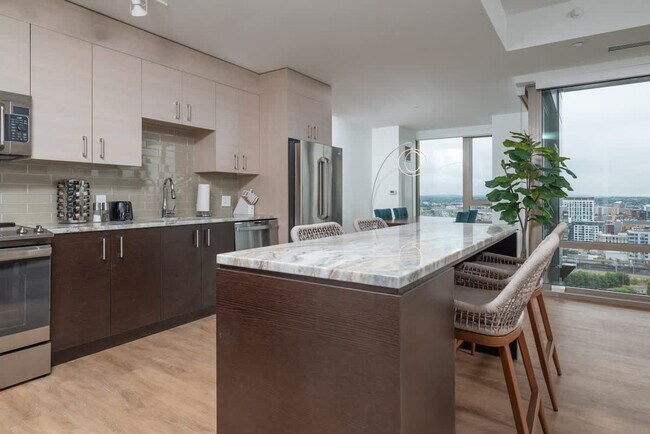 Building Photo - 99 Kneeland St