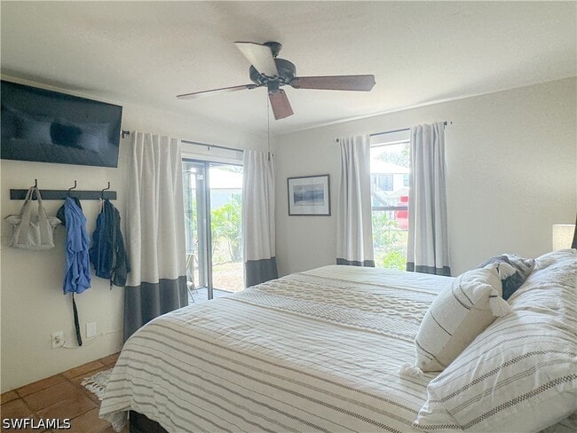 Building Photo - 1042 Oak Forest Dr