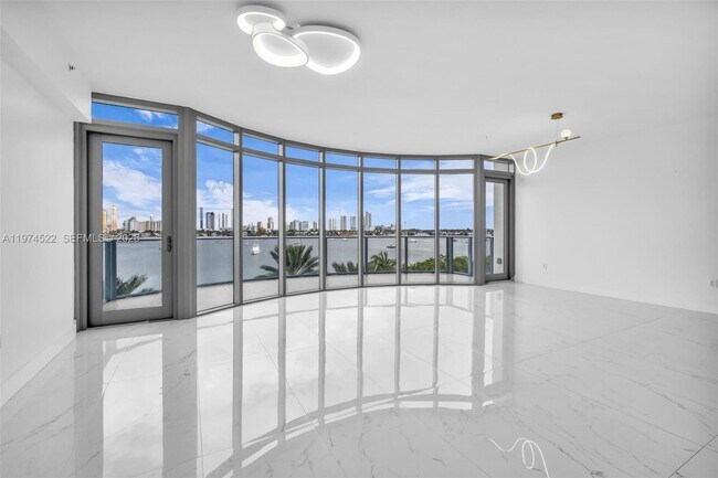 Building Photo - 17111 Biscayne Blvd