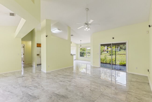Building Photo - 9525 White Sand Ct