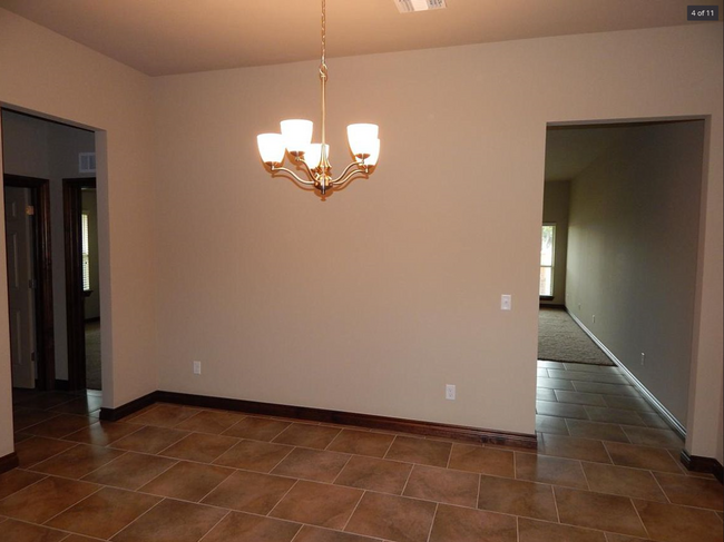 Building Photo - $1000.00 OFF 1ST MONTH RENT