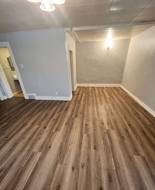 Building Photo - Jackson Studio Suites
