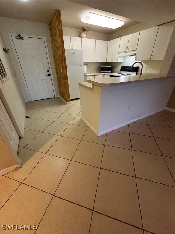Building Photo - 8234 Key Royal Cir
