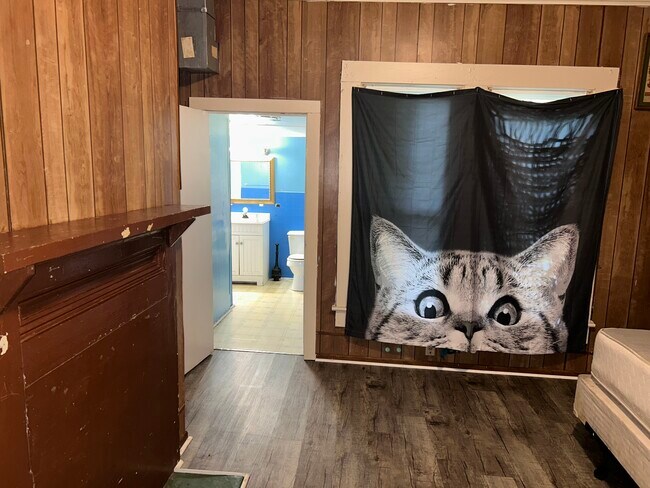 Building Photo - 416 N Tillman St