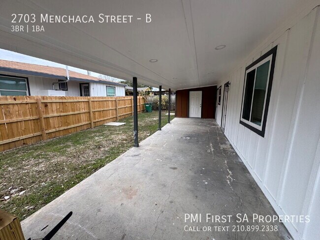 Building Photo - 2703 Menchaca St
