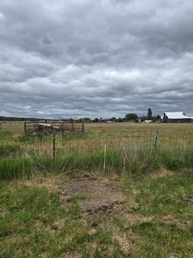 Building Photo - 12817 Highway 66