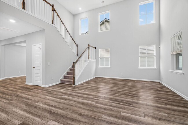 Building Photo - Modern Living in Summerville