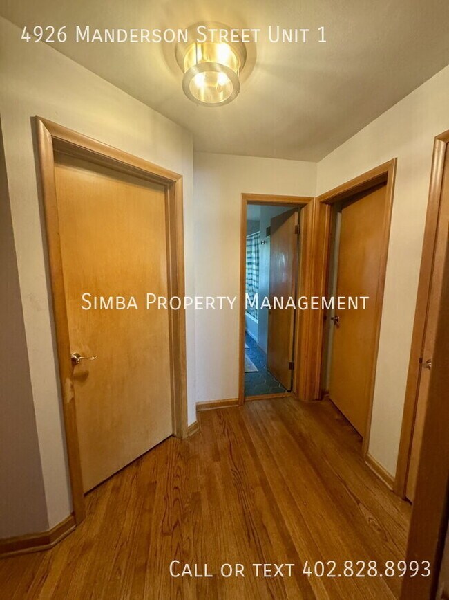 Building Photo - 4926 Manderson St
