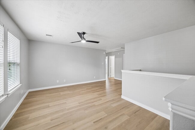 Building Photo - 17307 Hannah Oaks Ln