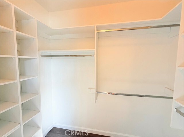 Building Photo - 15459 Three Palms St