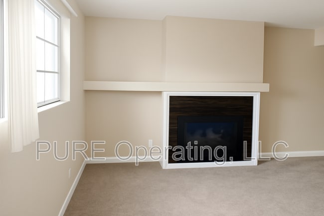 Building Photo - 14430 S 35th St