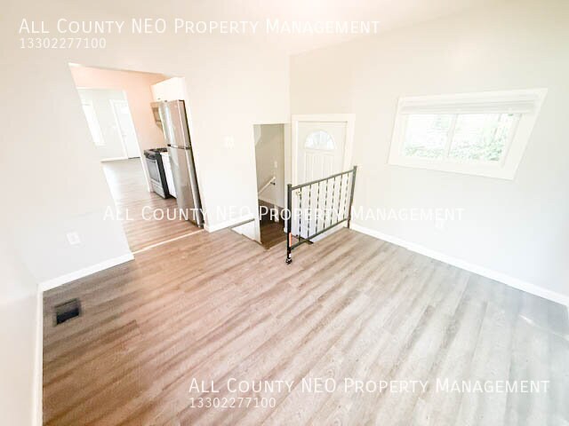 Building Photo - 901 McKinley Ave