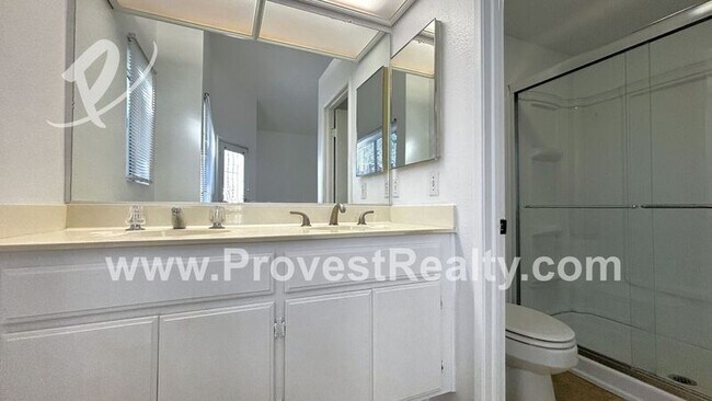 Building Photo - 14075 Gray Ln