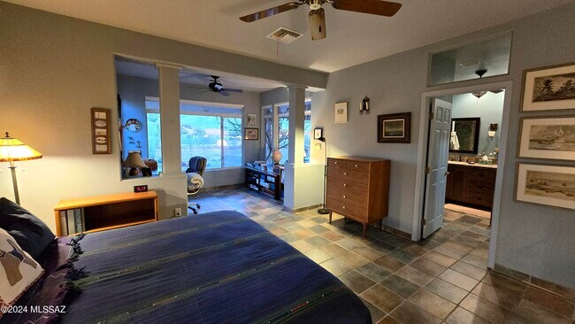 Building Photo - 14770 N Windshade Dr