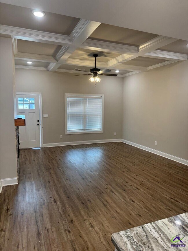 Building Photo - 105 Amargosa Pl