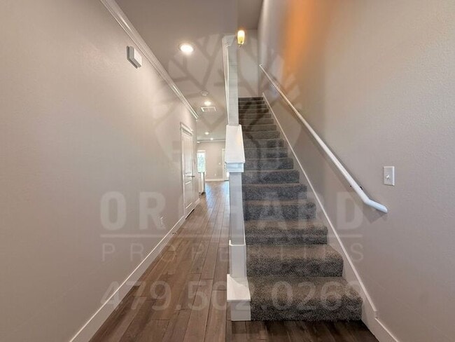 Building Photo - EP 5 | Endura Park-Townhomes in Siloam Springs!