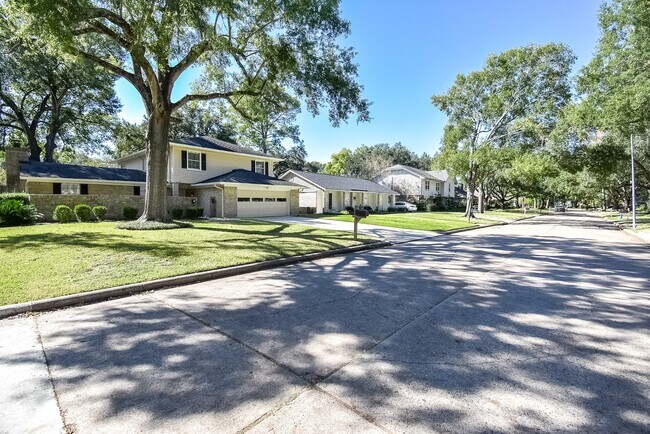 Building Photo - 12435 Shepherds Ridge Dr