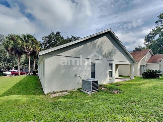 Building Photo - 139 N Cervidae Dr