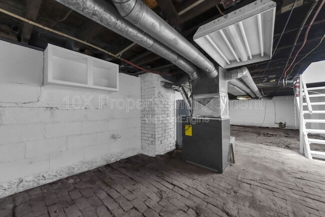 Building Photo - 1803 S 6th St