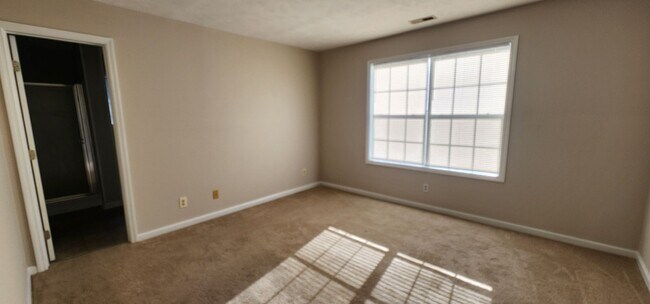 Building Photo - 300 Waterdown Dr