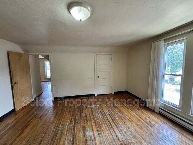 Building Photo - 1225 Lake Avenue