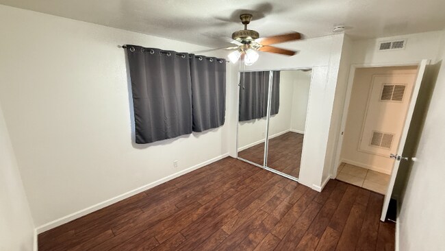 Building Photo - 7750 1/2 Central Ave