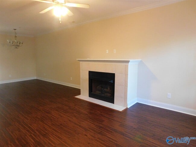 Building Photo - 446 Shamrock Dr