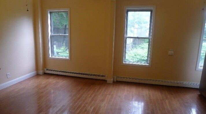 Building Photo - 63 I St