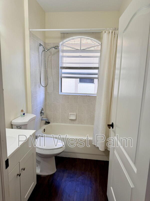 Building Photo - 11973 Sturbridge Ln