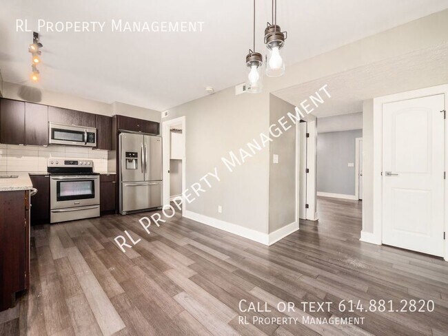 Building Photo - Beautiful 3 bedroom 1.5 bath condo in Wexmoor