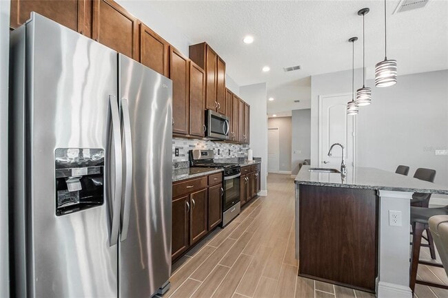 Building Photo - 2302 Datura Lp