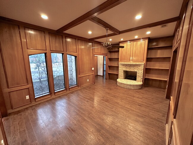 Formal room with Fireplace - 4617 Normandy Lane