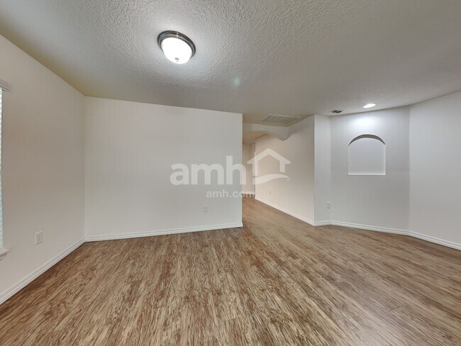 Building Photo - 906 Wynnmere Walk
