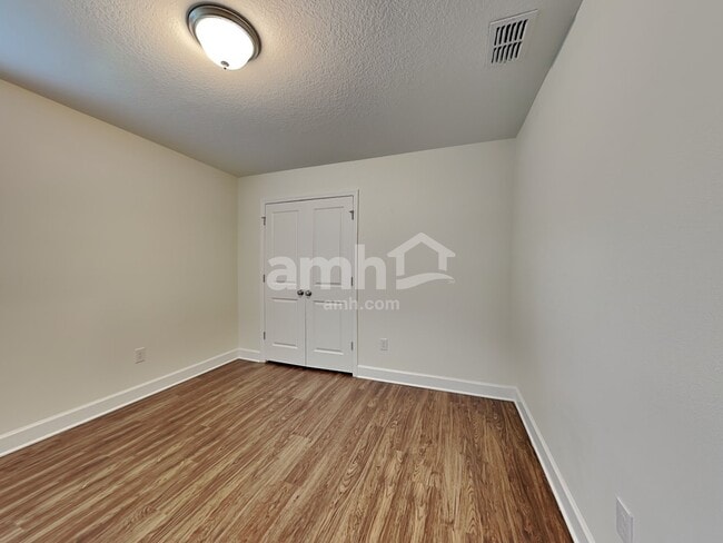 Building Photo - 3266 Bridge Haven Dr