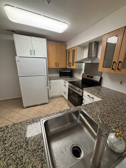 Building Photo - 19050 Highstream Dr