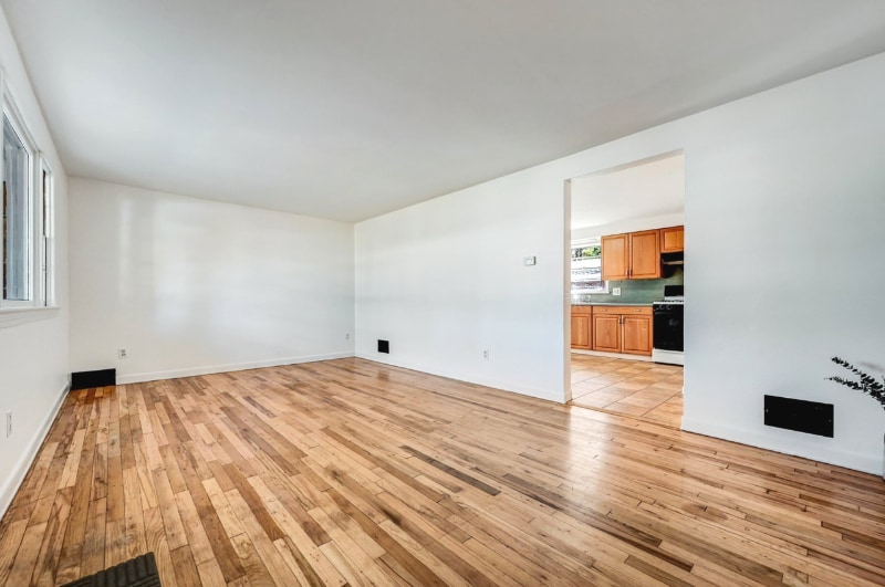 Building Photo - 819 Fairview Ave