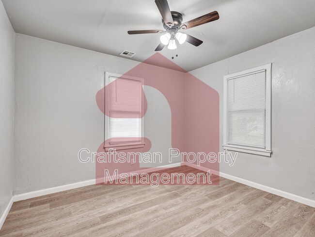 Building Photo - 1105 Bellevidere Dr