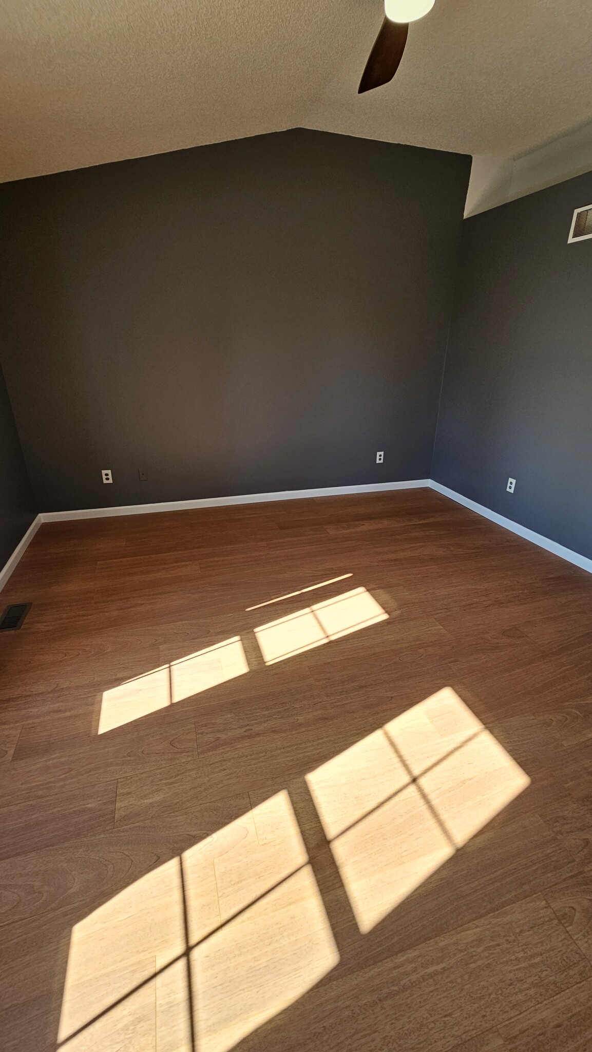 Master Bedroom - 10991 Oak Grove Cir