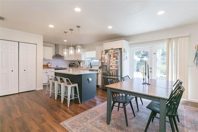 Building Photo - 1612 Berkshire Dr