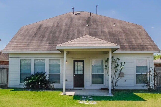 Building Photo - 19026 Telford Way