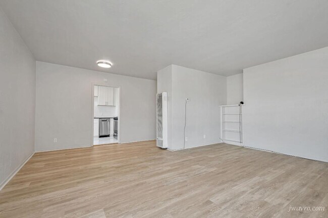 Building Photo - 80 Terra Vista Ave
