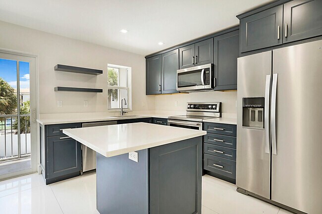 Building Photo - 1439 S Ocean Blvd